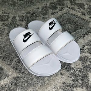 Nike Offcourt Duo
Women's Slides